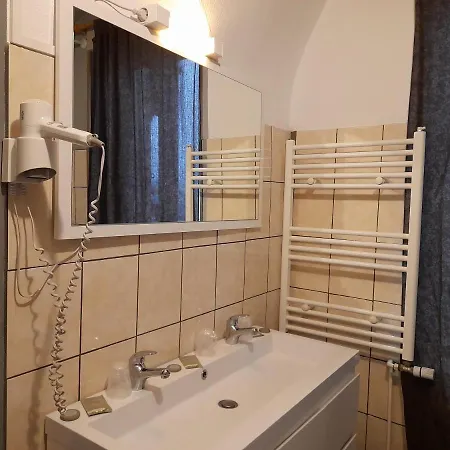 Les Buissonnets Apartment Saint-Honore-les-Bains Exterior photo