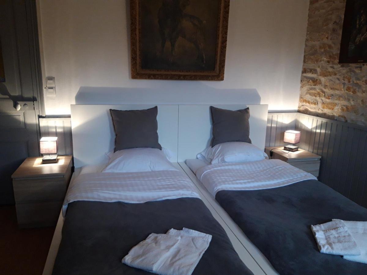 Les Buissonnets Apartment *